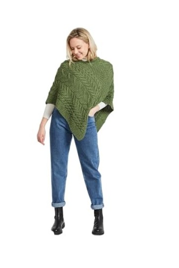 Aran Woollen Mills Poncho en Tricot Irlandais pour Femme Cardigan Triangulaire en Laine Mérinos SuperSoft Fabriqué en Irlande
