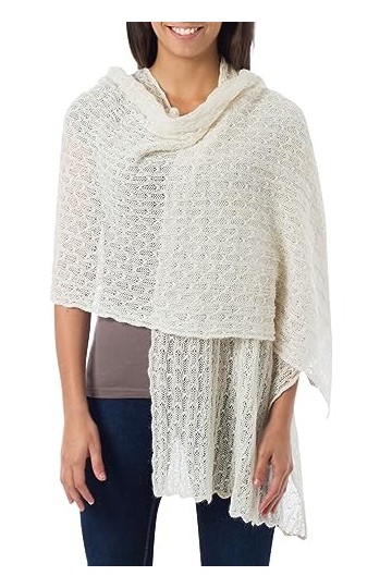 NOVICA Femme Baby Alpaga en Laine mélangée Tricot Châle Wrap, « Muse » Taille Unique Blanc