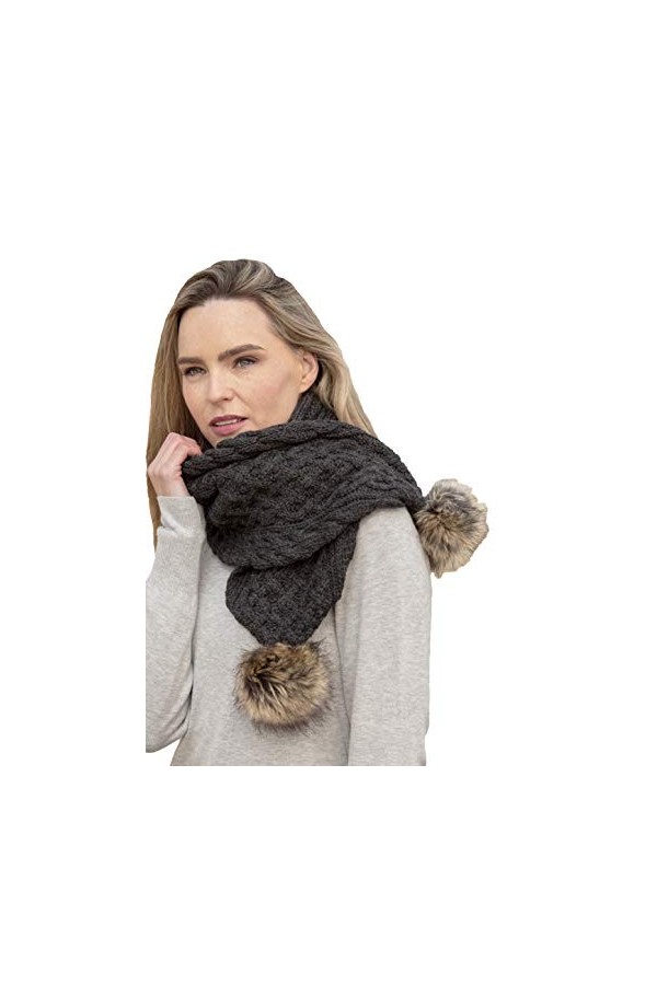 Aran Crafts Écharpe irlandaise en fausse fourrure avec pompons 25,4 x 162,6 cm 100 % laine mérinos , oatmeal, taille unique