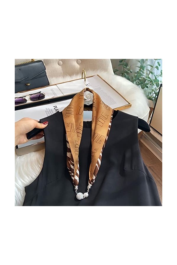 Clavicule Petite Écharpe Chaîne Bijoux Femme Boucle Magnétique Collier Pendentif Imprimé Soie Écharpe Femmes écharpe