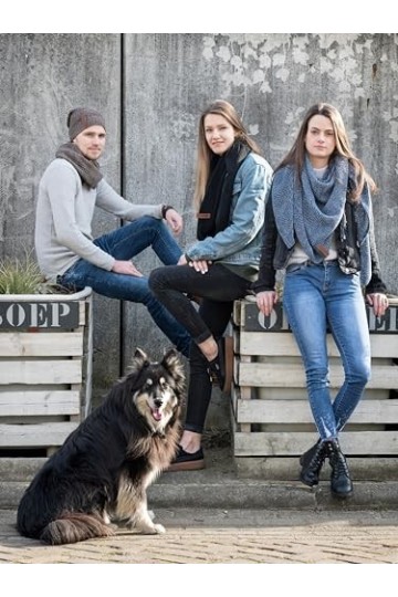 Knit Factory Coco Châle Tricoté - Foulard Triangle - Écharpe Femme - Jeans/Indigo - 190x85 cm - Y compris la broche décorativ