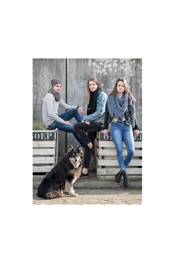 Knit Factory Coco Châle Tricoté - Foulard Triangle - Écharpe Femme - Jeans/Indigo - 190x85 cm - Y compris la broche décorativ