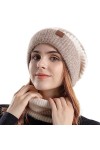 WANYIG Femme Bonnet et Écharpe Hiver Chaud Épais Doublure 2 en 1 Ensemble Bonnet Echarpe Bonnet Tricoté Chapeau Cache-Cou éla