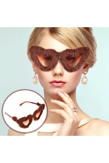 LIFKOME Femmes En Peluche Forme De Coeur Lunettes De Soleil Punk Floue Protection UV Lunettes De Chat Amour Lunettes Pour Fem