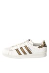 adidas Femme Superstar Sneaker, Cloud White/Copper Metallic/Core Black, Numeric_40 EU