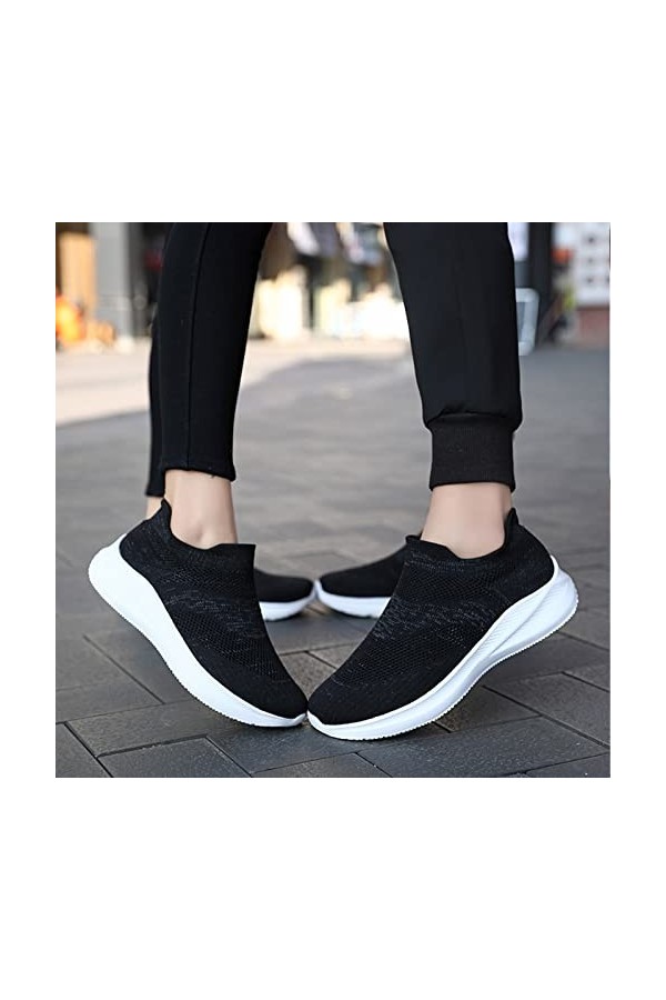 Chaussure Femme Confortable Sneakers Hommes Respirant Baskets Femmes Mode Sport Course Maille sur Couples Chaussures Glisser 