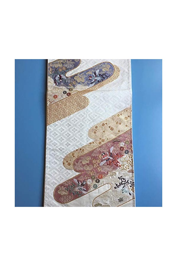 Obi ceinture traditionnelle de kimono pour la décoration dintérieur avec le motif"唐花" fleurs imaginaires 